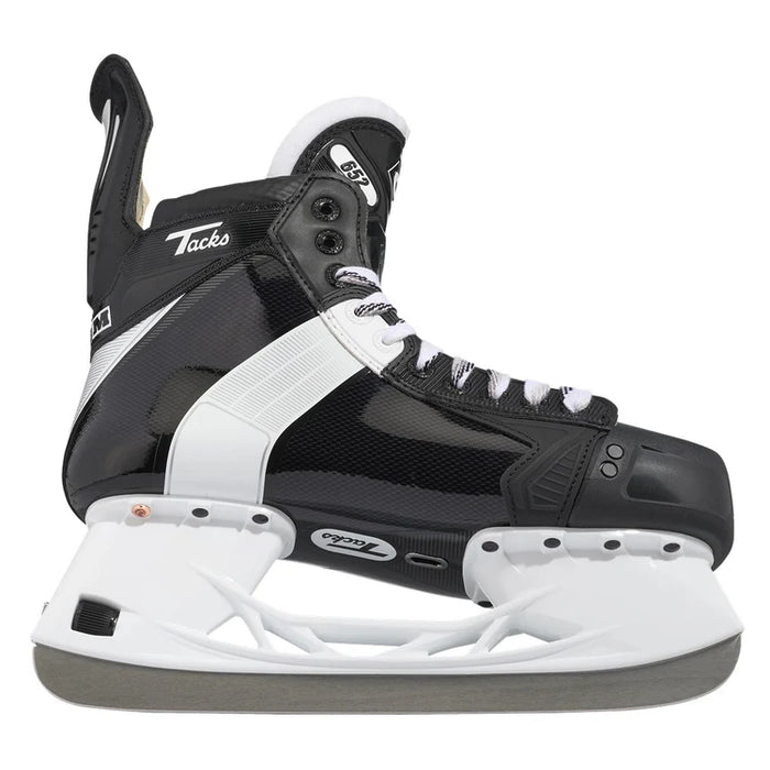 CCM TACKS XF 652 RETRO SKATE INT