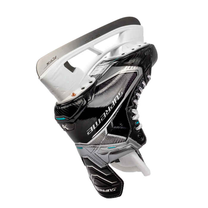 s26 Bauer Supreme Ignite Pro Skate INT