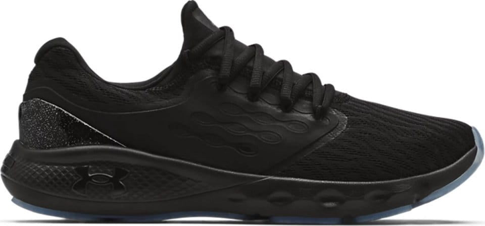 UA CHARGED VANTAGE